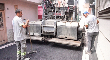 Seyhan’da asfalt çalışmaları devam ediyor 