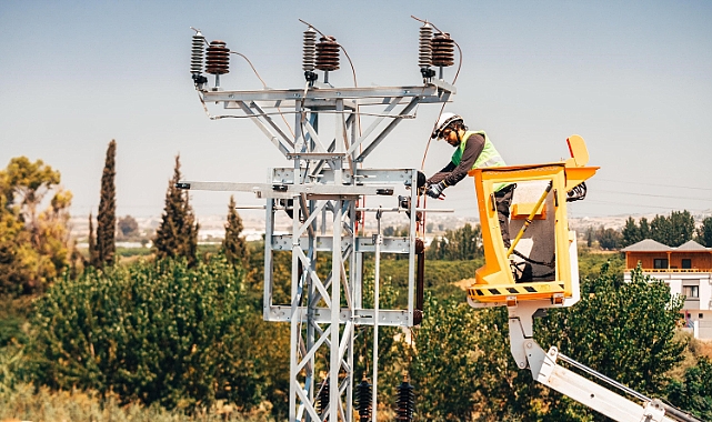 Toroslar EDAŞ Adana’nın enerji talebini yatırımlarla karşılıyor