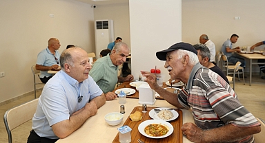 Yüreğir’de 2 Kent lokantası açıldı