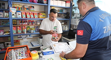 Yüreğir'de Zabıta Ekiplerinden Kırtasiye Denetimi