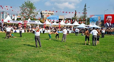 9. Geleneksel İsmet Atlı Karakucak Güreşleri