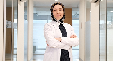 Diş eti çekilmesinin en büyük sebebi diş taşı!