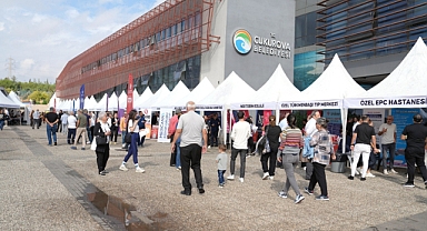 İş arayanlar ve işverenler Çukurova'da buluştu