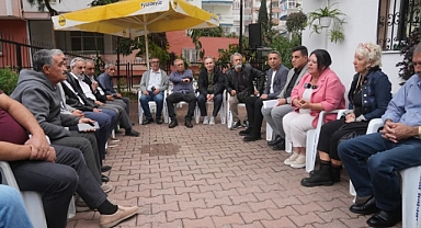 Akkan, vatandaş ve esnafla buluştu