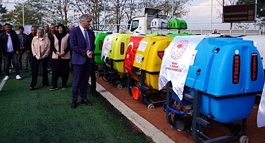 Aladağ’da üreticilere ilaçlama makinesi dağıtıldı