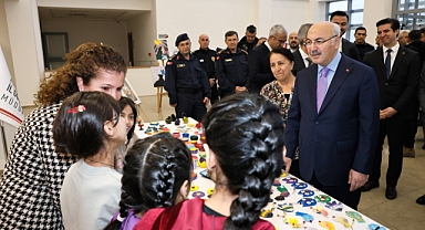 Vali Köşger'den geri gönderme merkezine ziyaret