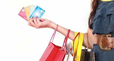 Kartlı yaşamda toplam harcama 24 trilyon lira