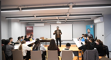 Sarıçam'da eğitime güçlü destek