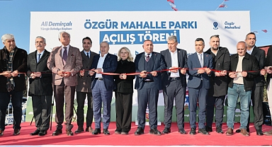 Yüreğir'de Özgür Mahalle parkı törenle açıldı