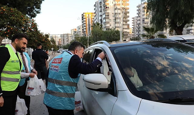 AK Parti Teşkilatları Ramazan’da sahada