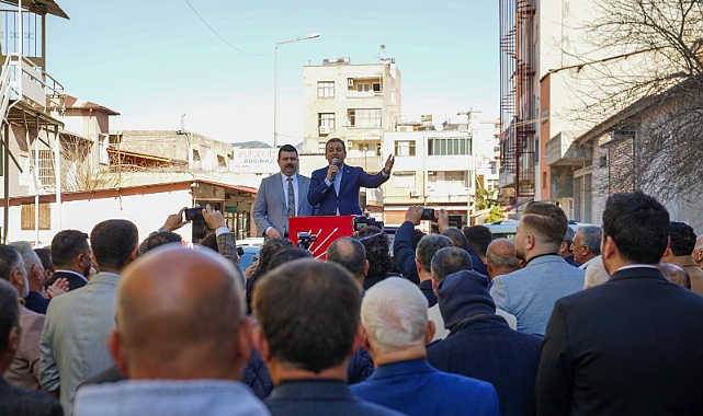 CHP'li Bulut'un Kozan ziyareti mitinge döndü