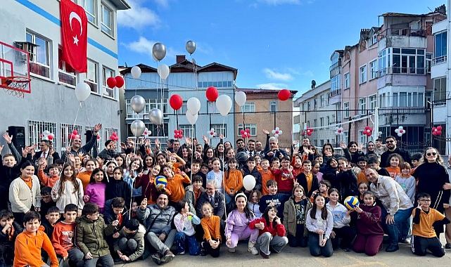 OYAK Çimento “Renkli Yakalar” projesi