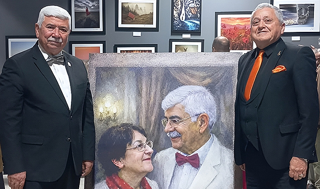 Sanata güçlü destek