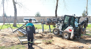 Ceyhan Belediyesi 27 parkı yeniliyor