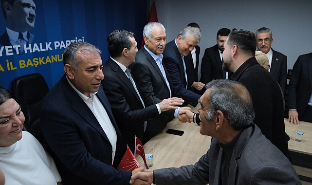 CHP Adana İl Başkanlığı’nda bayramlaşma töreni