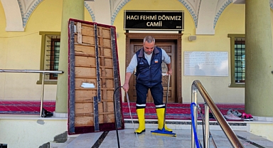 Çukurova'da camiler bayrama hazırlanıyor