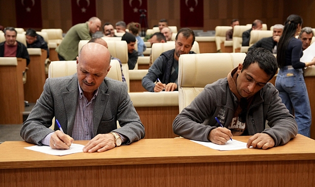 Çukurova'da iş arayanlar işverenlerle buluştu