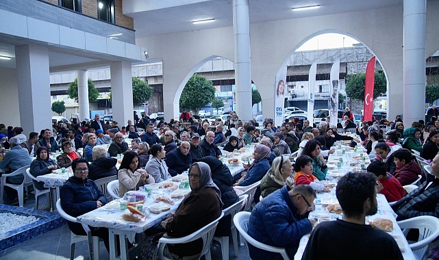 Seyhan Belediyesi iftarda özel misafirleri ağırladı