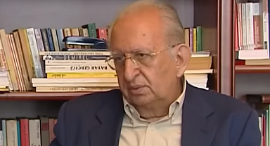 Hüsamettin Cindoruk vefat etti