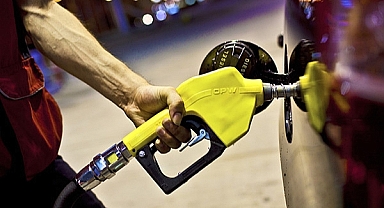 Petrol fiyatları sert düştü