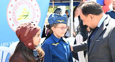 Sarıçam'da ''Tarih yazan çocuklar'' coşkusu