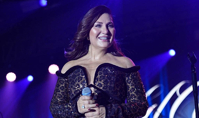 Sibel Can'dan KKTC'de konser