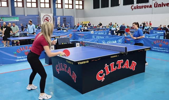 Veteranlar masa tenisi turnuvası sona erdi