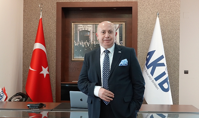 Kanatlı etinde üretim rekor kırıyor, stoklar şişiyor, ihracat şart
