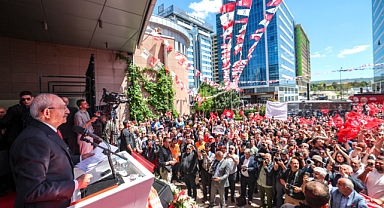 Kılıçdaroğlu CHP Genel Merkezi’nde