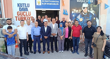 AK Parti Adana Teşkilatı bayramda sahadaydı