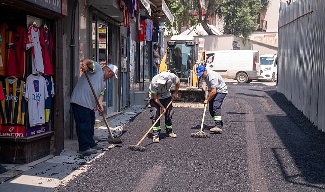Seyhan’da Asfalt Seferberliği Sürüyor