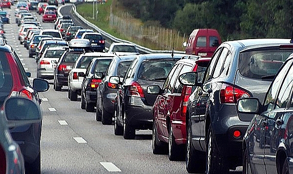 Trafiğe kaydı yapılan motorlu taşıt sayısı azaldı