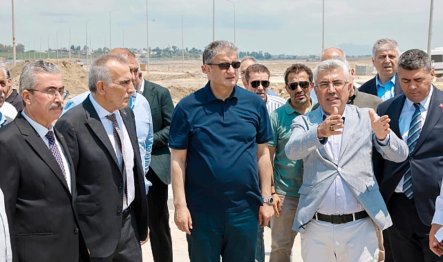 Vali Yavuz, Sera Organize Tarım bölgesini gezdi