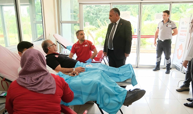 ABB çalışanlarından KIzılay'a kan bağışı