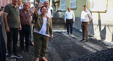 Seyhan'da asfalt seferberliği sürüyor