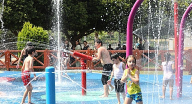 Yüreğir su oyunları parkında sezon açıldı